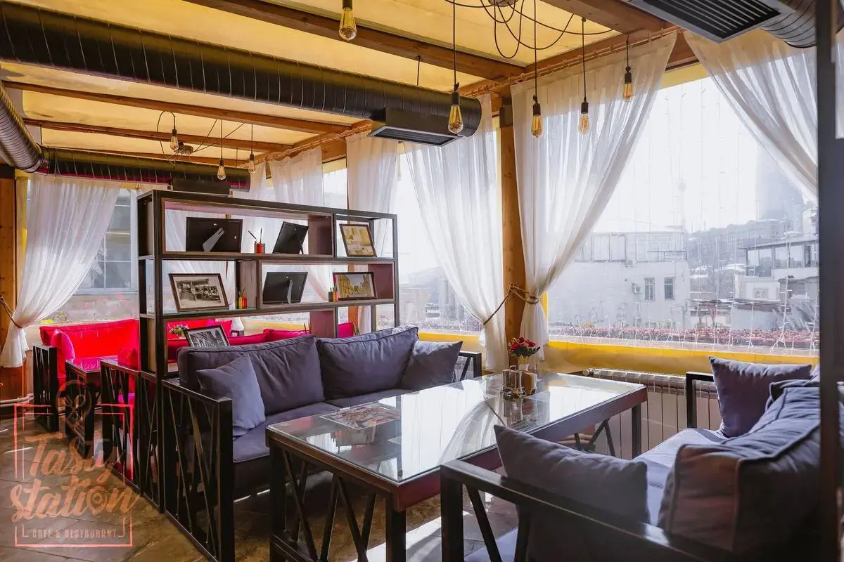 Maajid Hotel & Restaurant