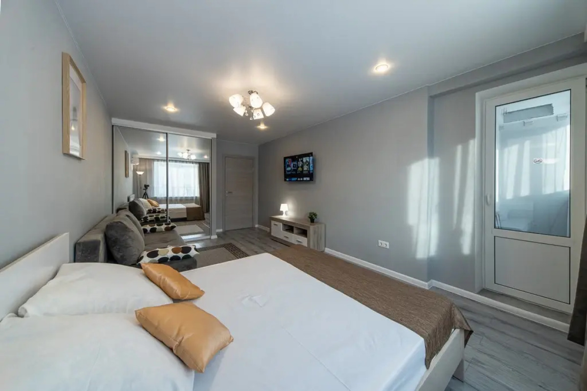 Квартира от Компании Хоум Отель на Тухачевского 84