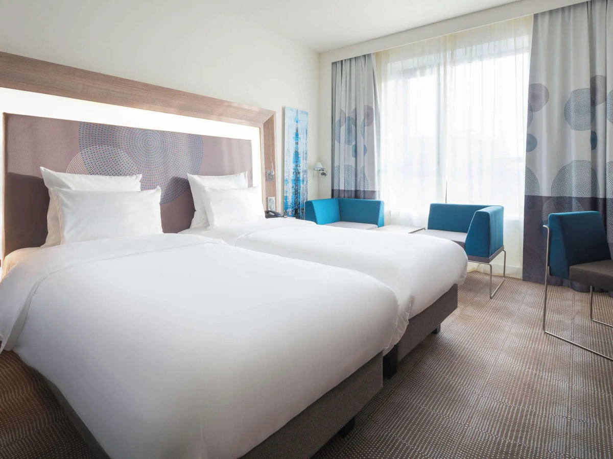 Отель Novotel Almaty City Center