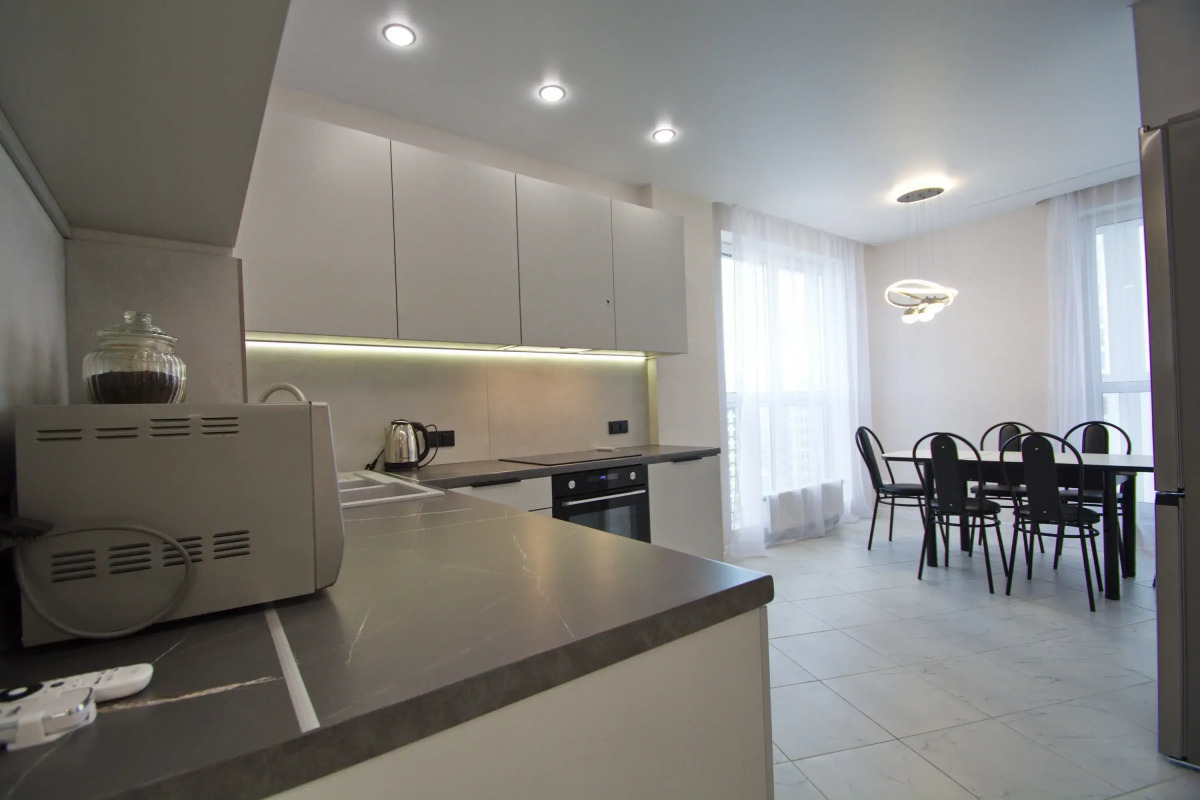 Апартаменты 4 комнатные Aparton