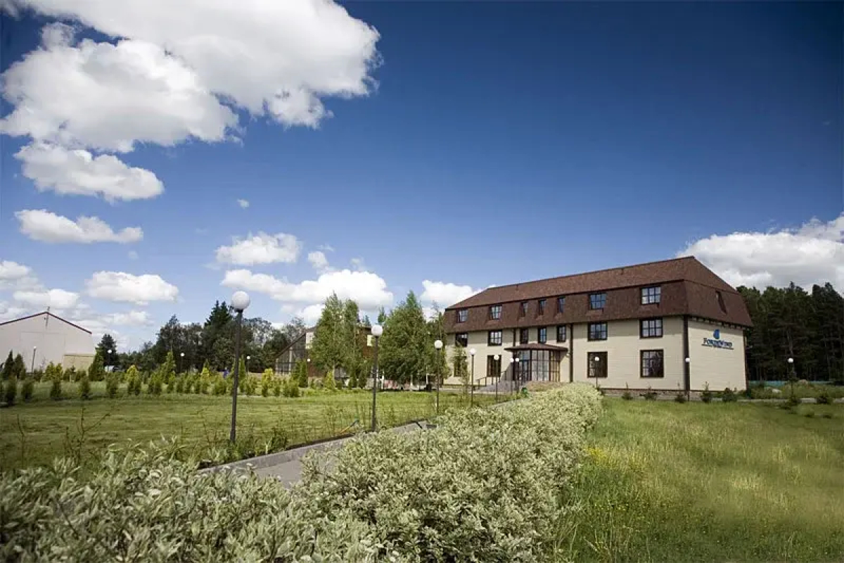 Отель Яхт-клуб Фордевинд ООО Фордевинд