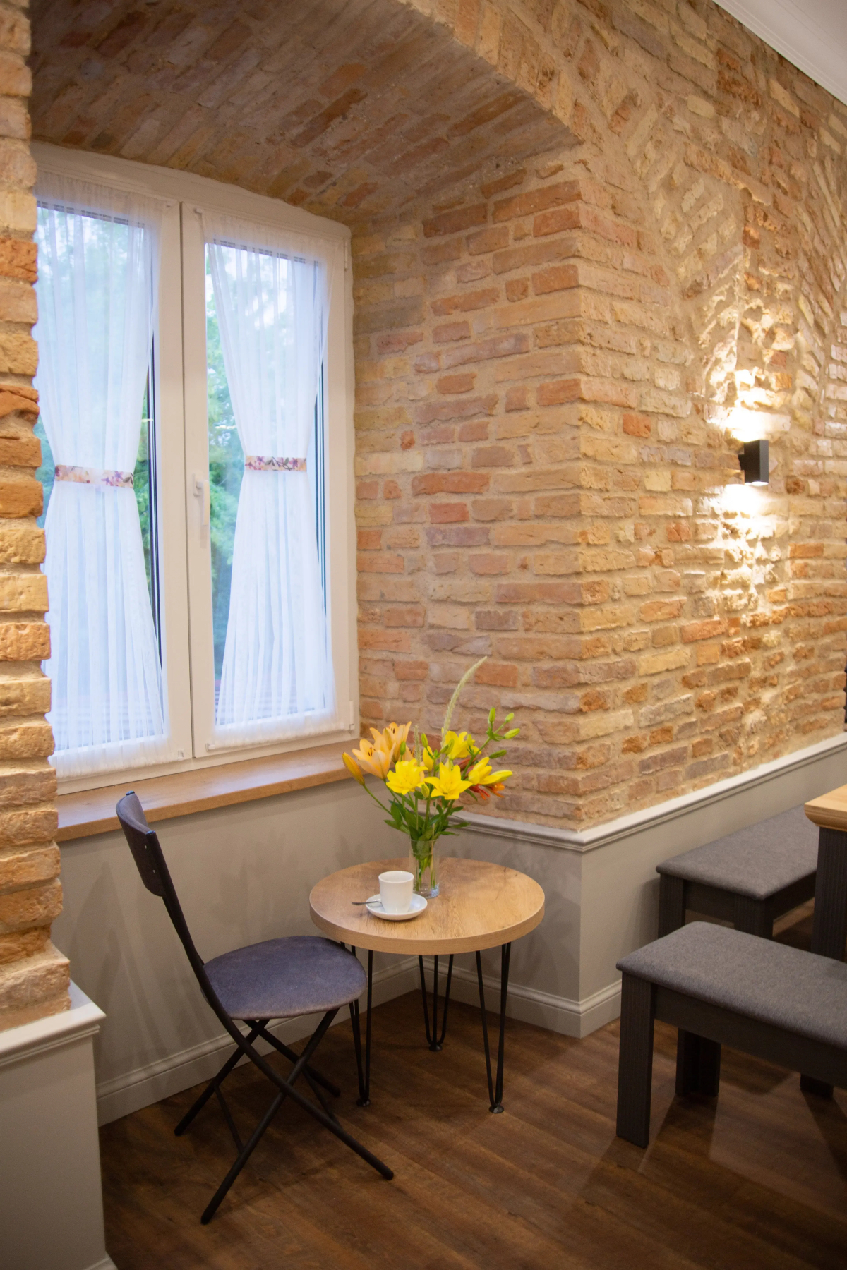 Мебелированные комнаты с Собственными Санузлами на Центральной Пешеходной Улице