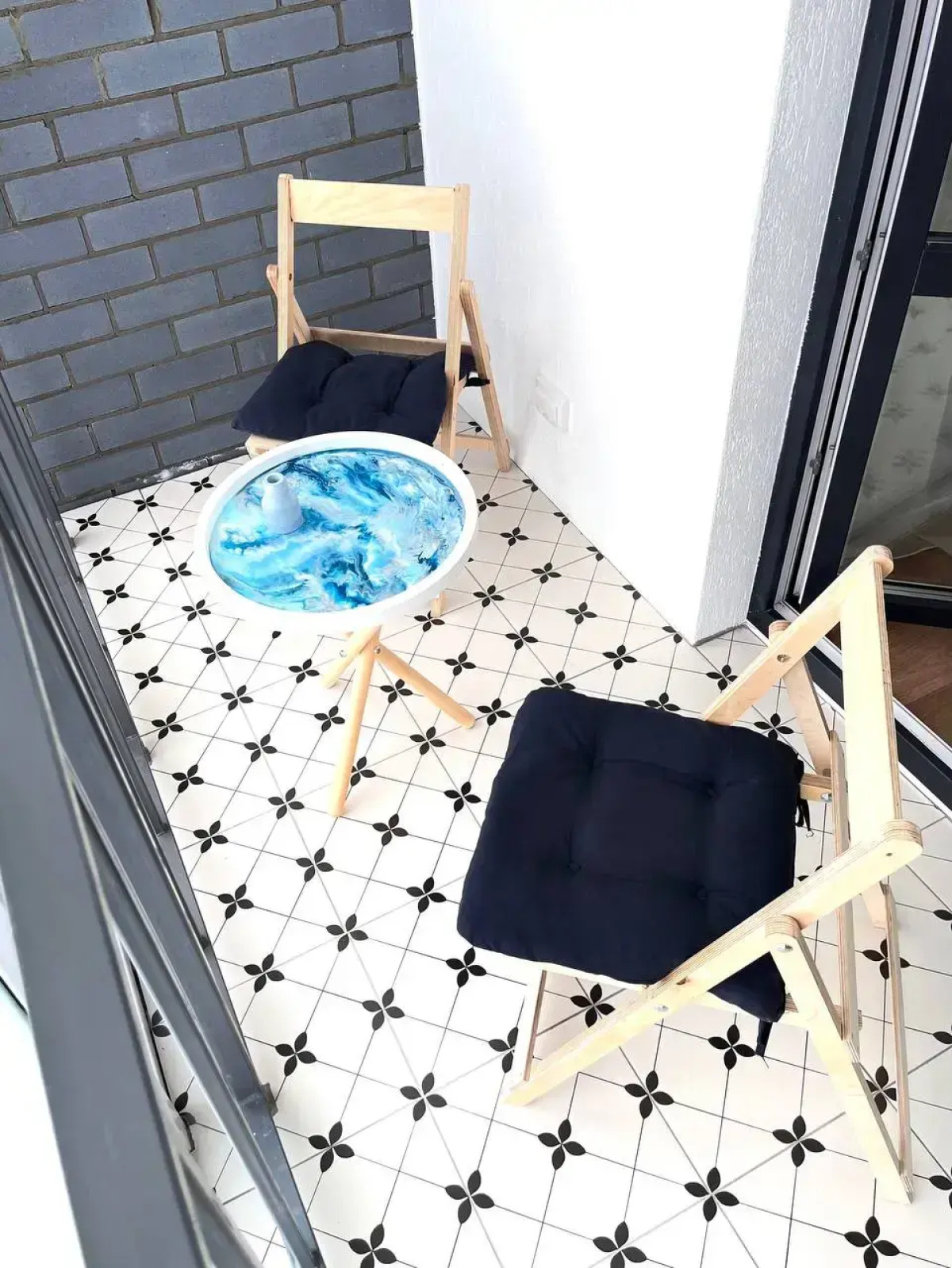 Современная студия у Планеты в ЖК Мир