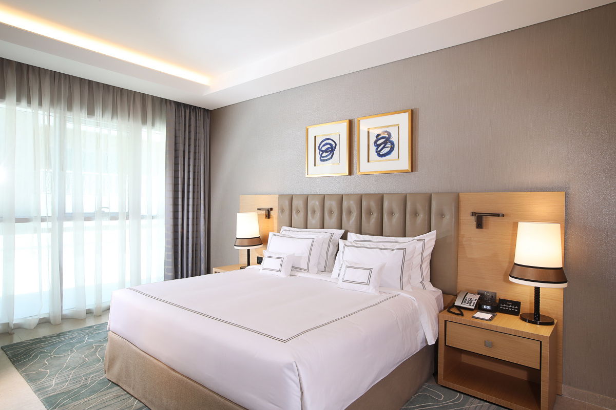 Отель Grand Cosmopolitan