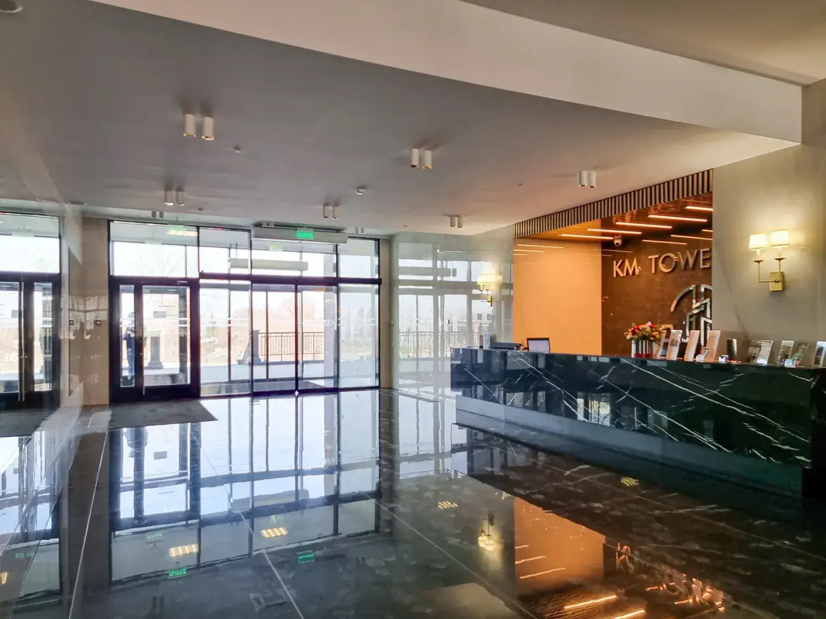 Апартаменты Просторная Студия КМ ТАУЭР ПЛАЗА в центре