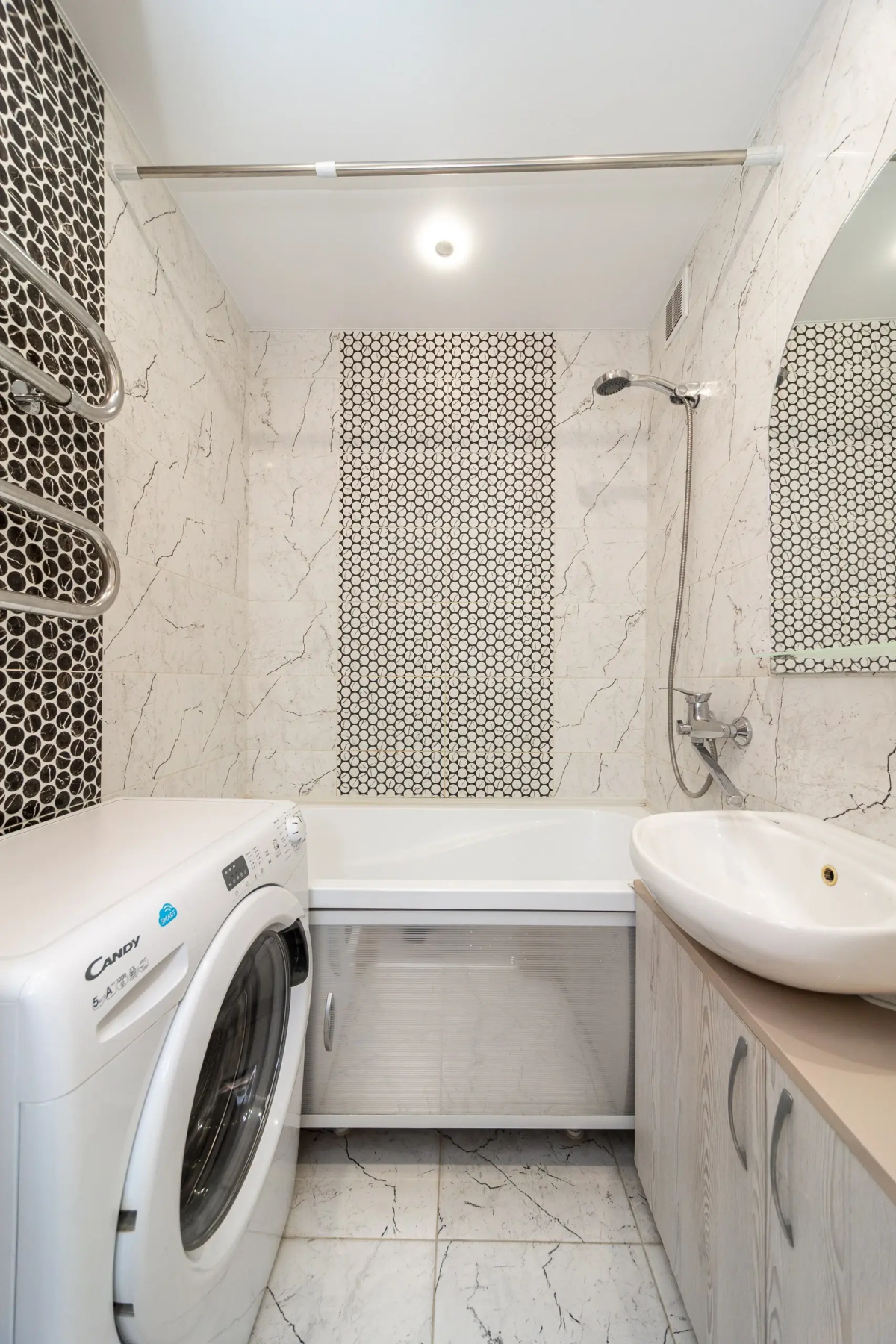 Апартаменты Однокомнатные рядом с рестораном Друзья