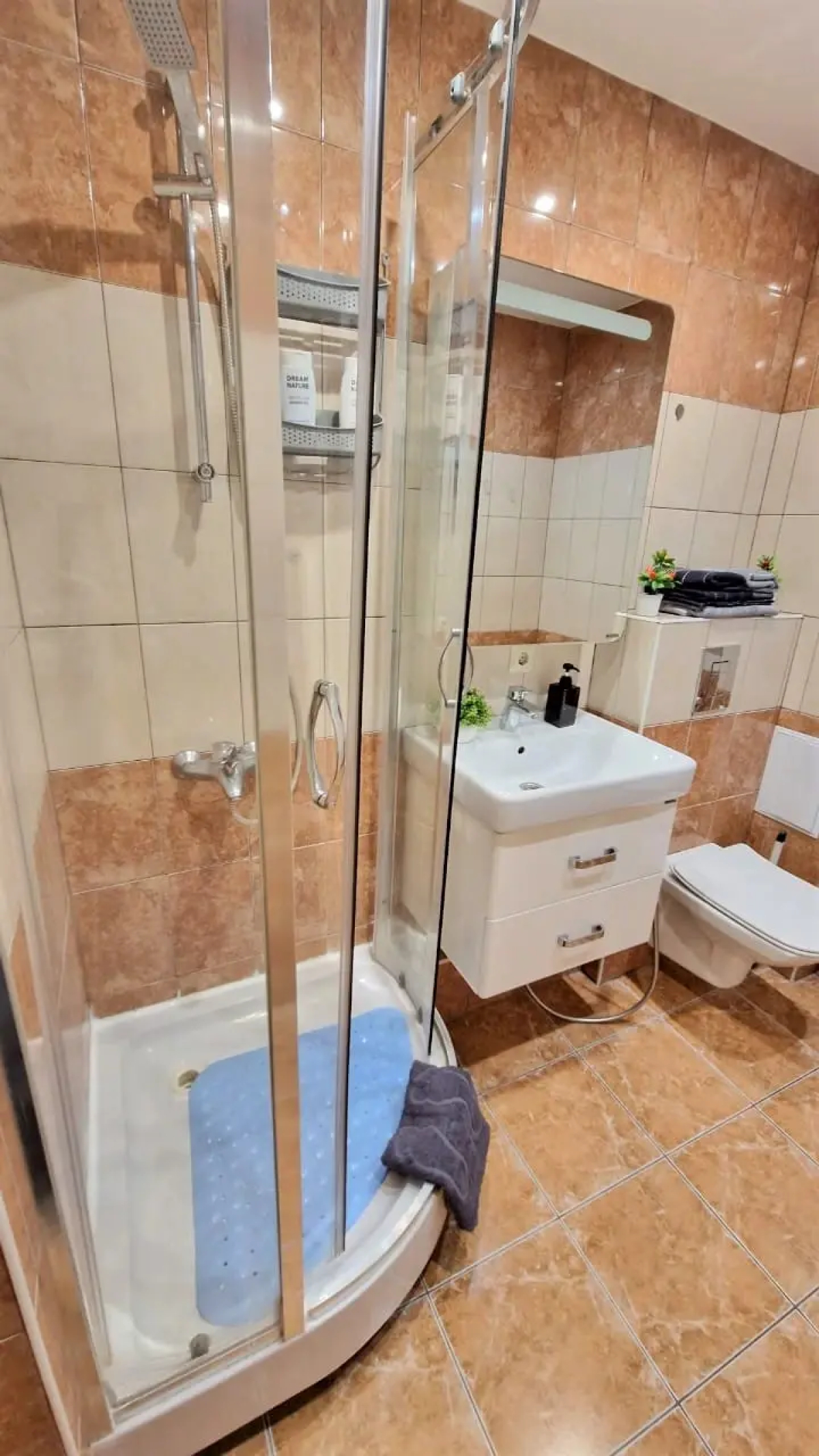 Квартира Краснозвездная 33