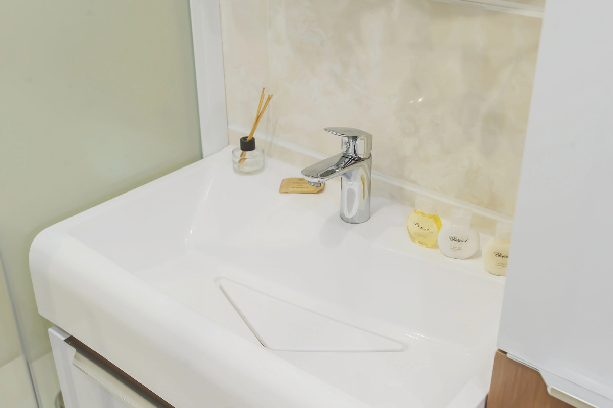 Квартира GM Apartments Стильная Трехкомнатная в центре рядом с МХАТ