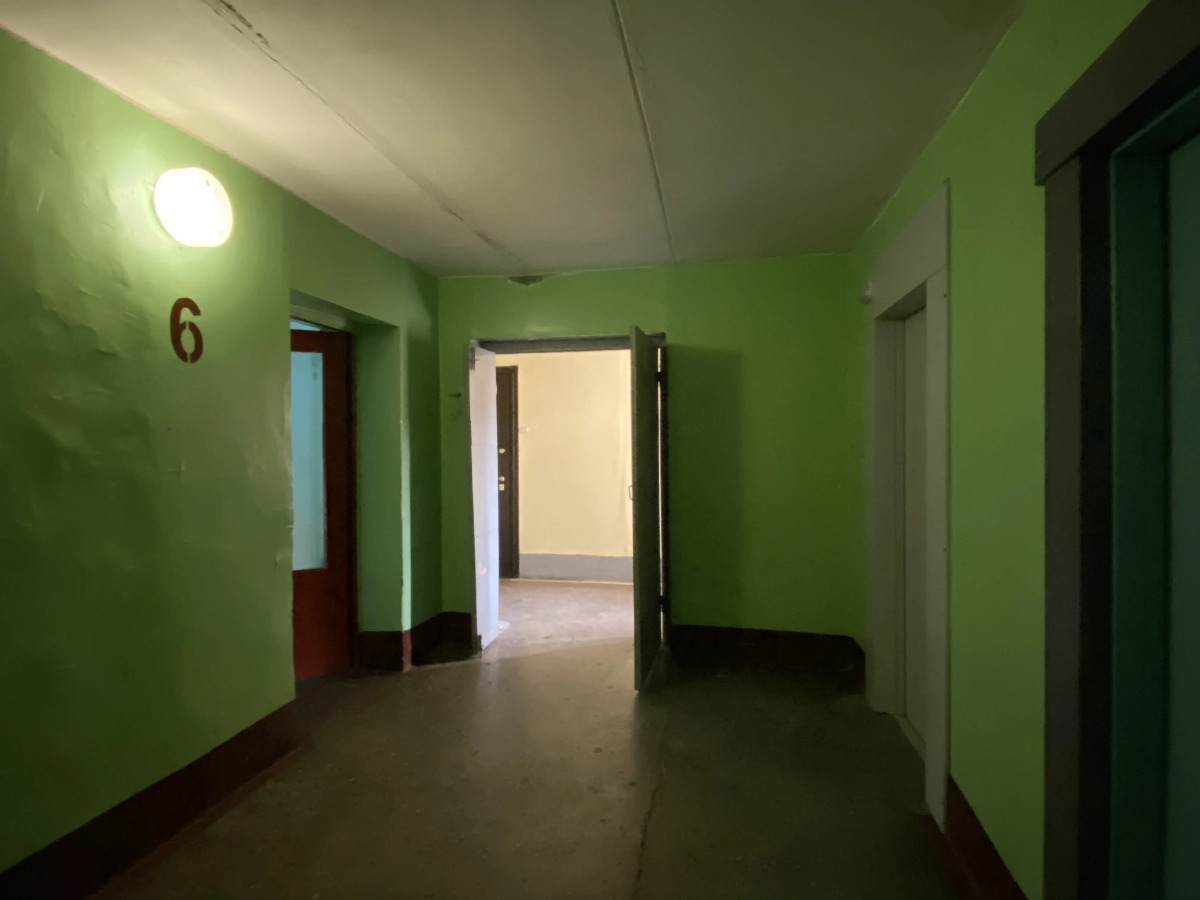 Квартира Уютная квартира с камином и лоджией на Ветеранов