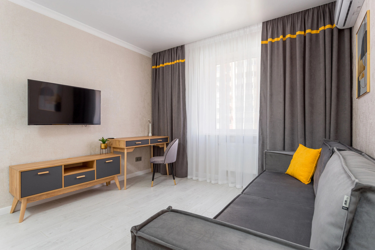 Апартаменты LikeHome Изумрудные Вблизи Парка Галицкого