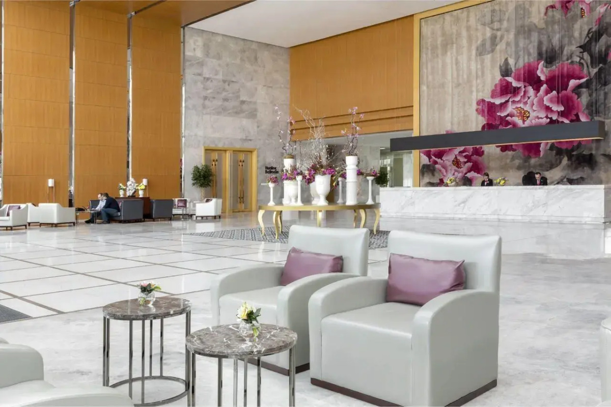 Отель Hotels & Preference Hualing Tbilisi