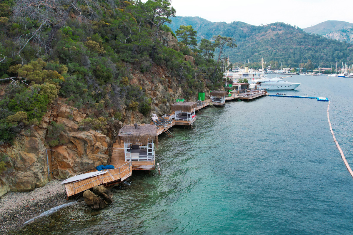 Отель Vira Apart