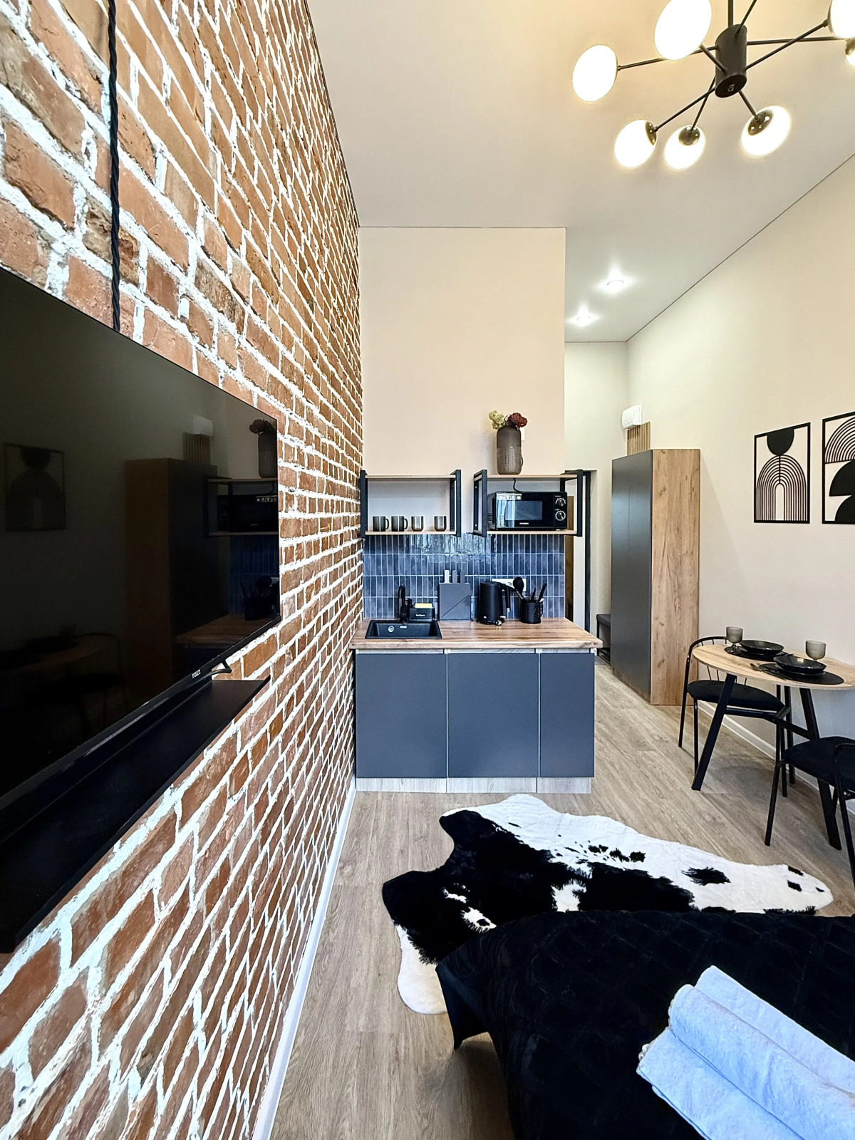 Апартаменты 4/П8 Комфортно и Точка на Большой Якиманке 35с1