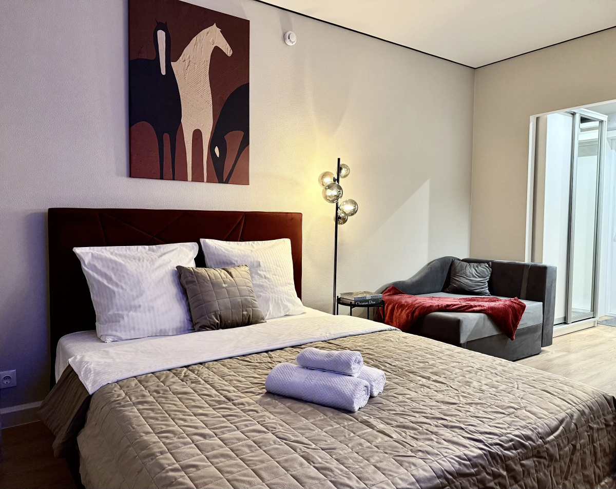 Квартира Люкс Студия в ЖК Бизнес-Класса и Дизайнерским Ремонтом