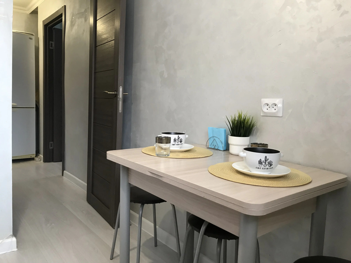 Квартира 2 Комн Кв рядом с Тк Центральный