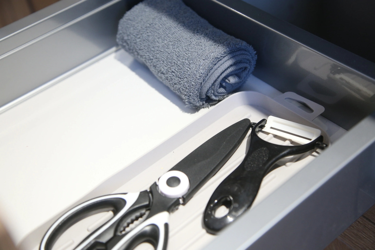 Апартаменты Уорхол - апельсин и капучино в интерьере с собственным двориком для BBQ в 10 минутах от центра