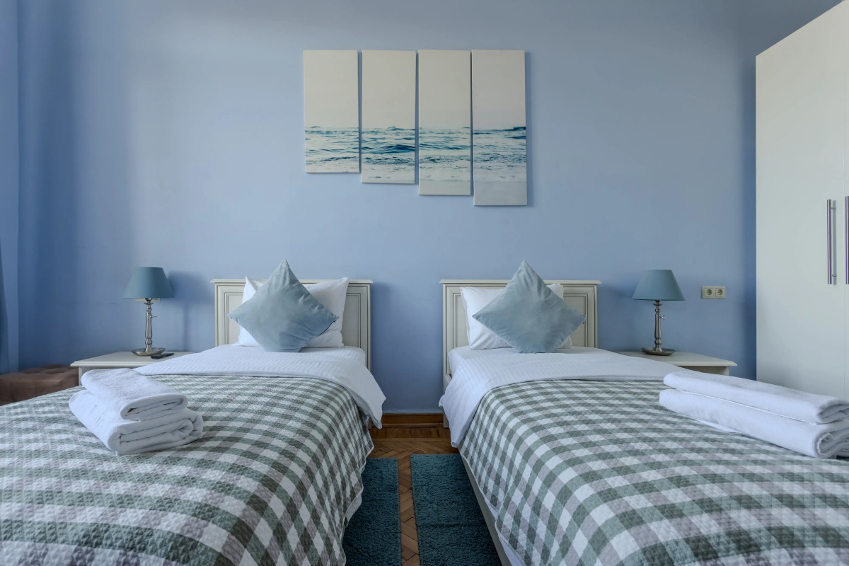 Апартаменты Стандартные с 3 спальнями и Балконом