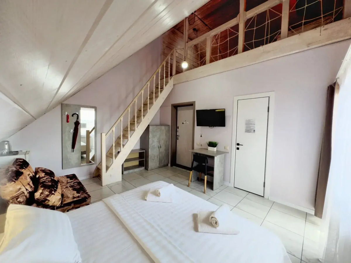 Гостевой Дом Five-story с бассейном