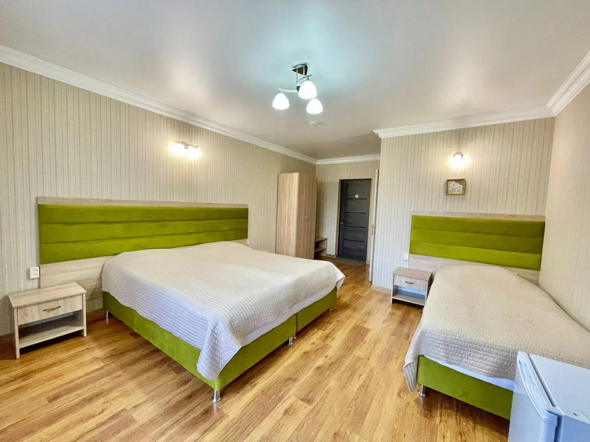 Отель Акварель