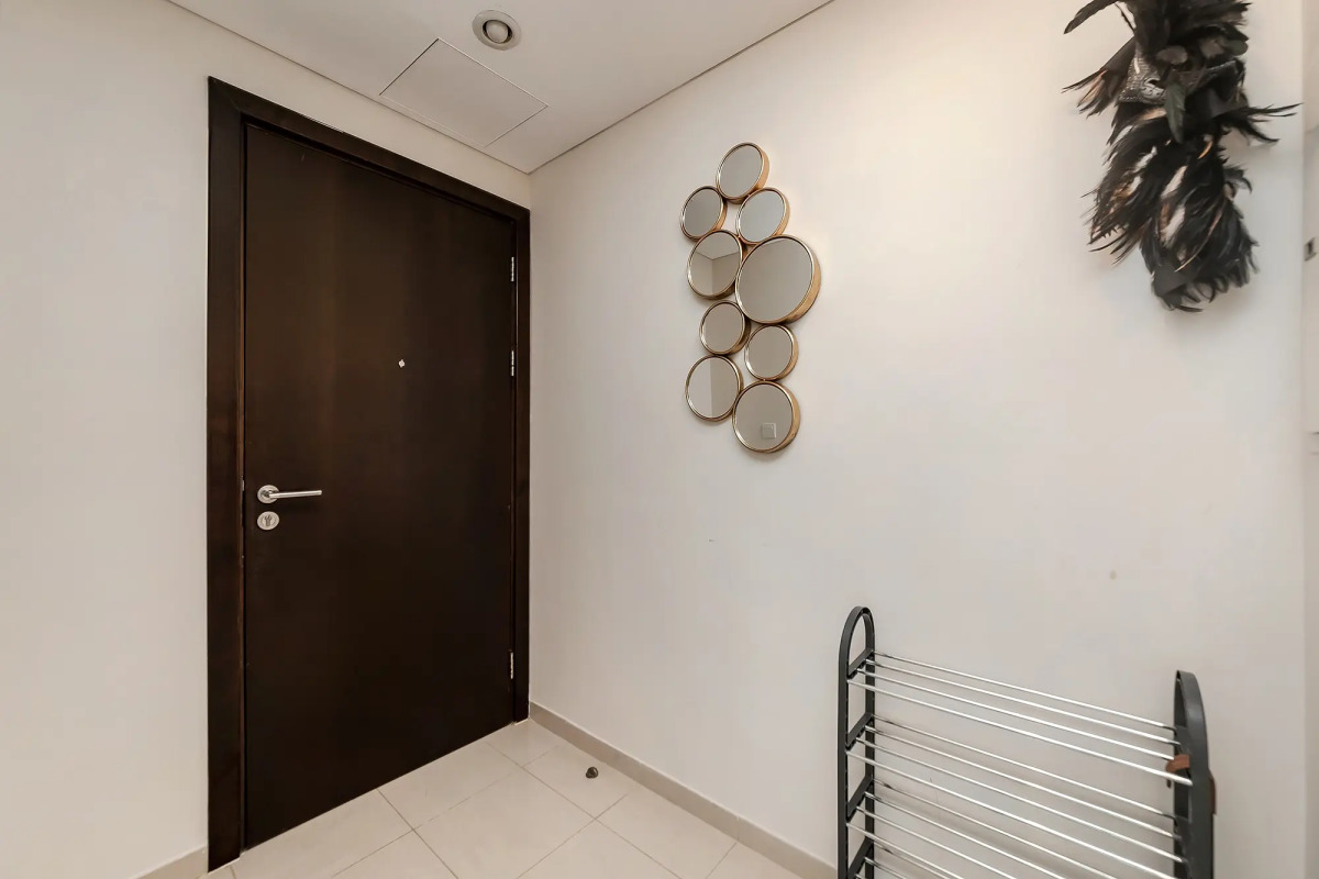 Апартаменты Welcome Home in Bay Central Tower