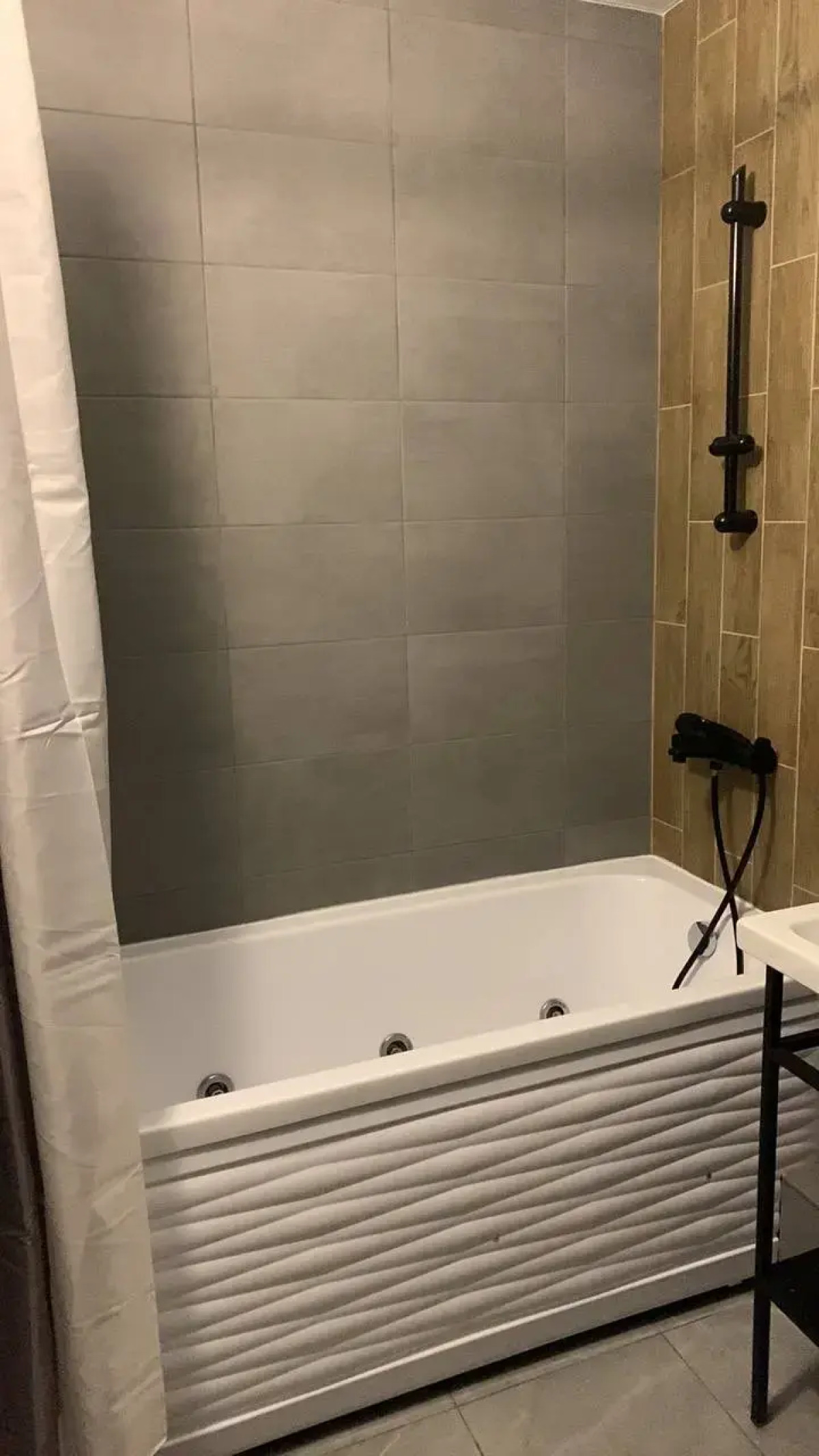 Квартира Евро Трехкомнатная  с джакузи