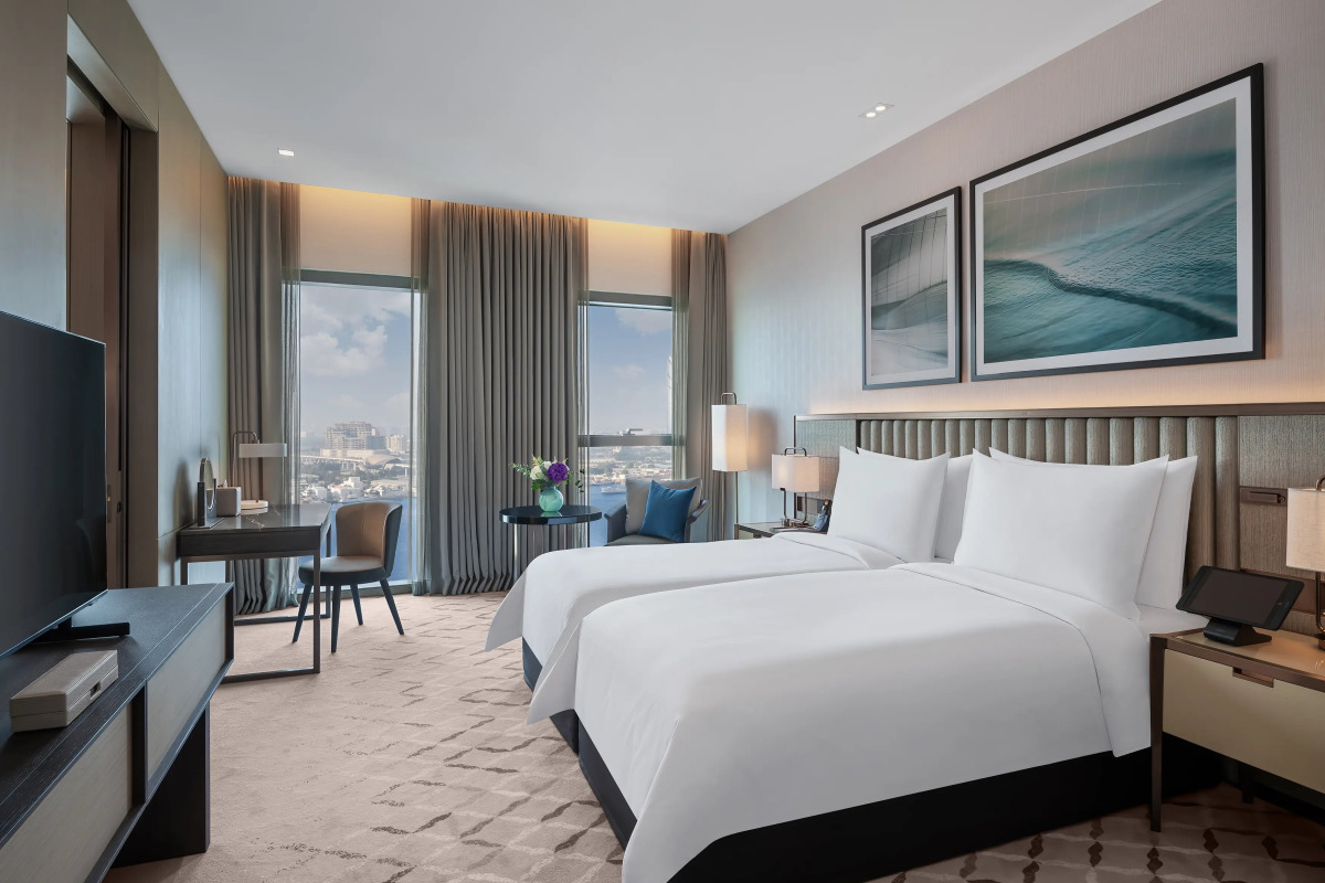 Address Grand Creek Harbour Hotel