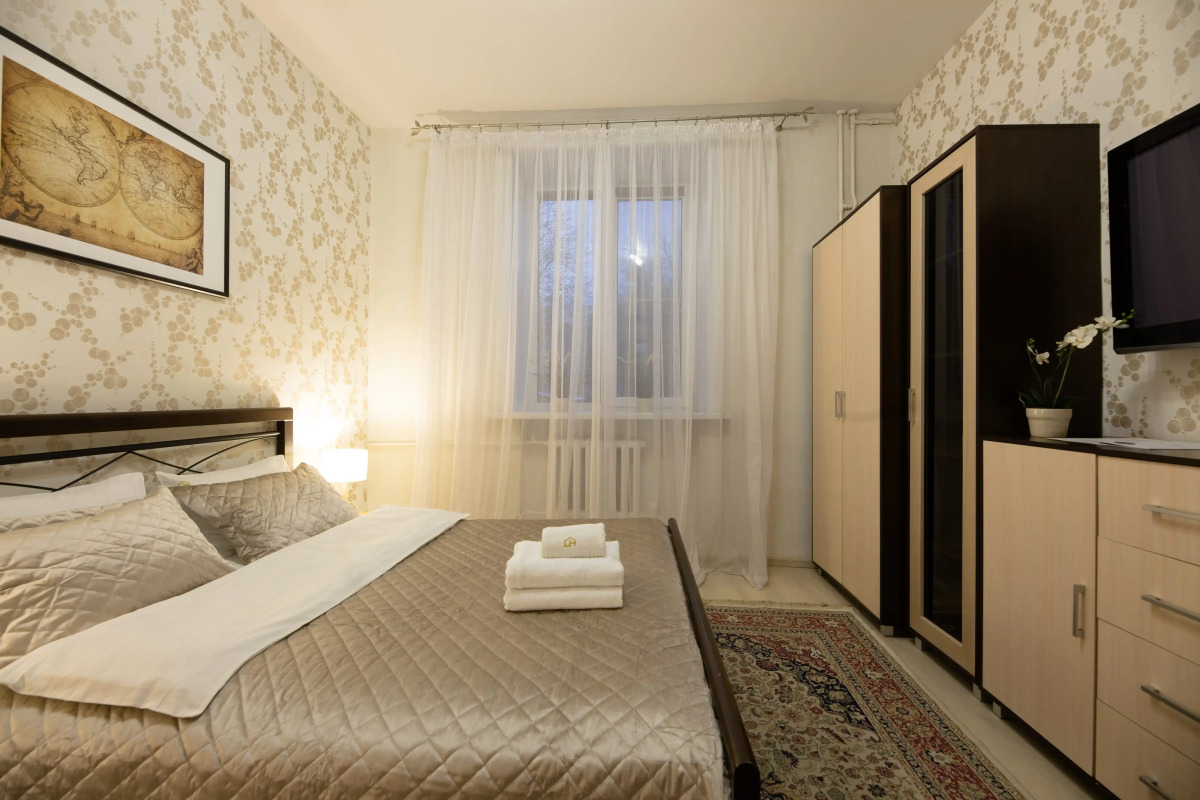 Апартаменты 1-комнатные HomeApart Ленина, 9