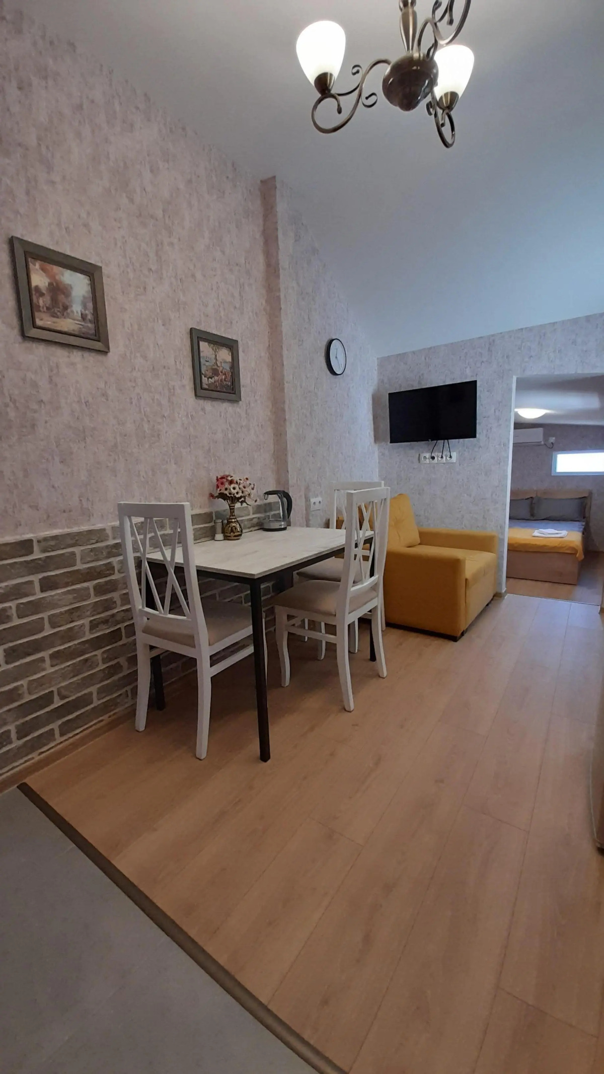 Апартаменты Yellow