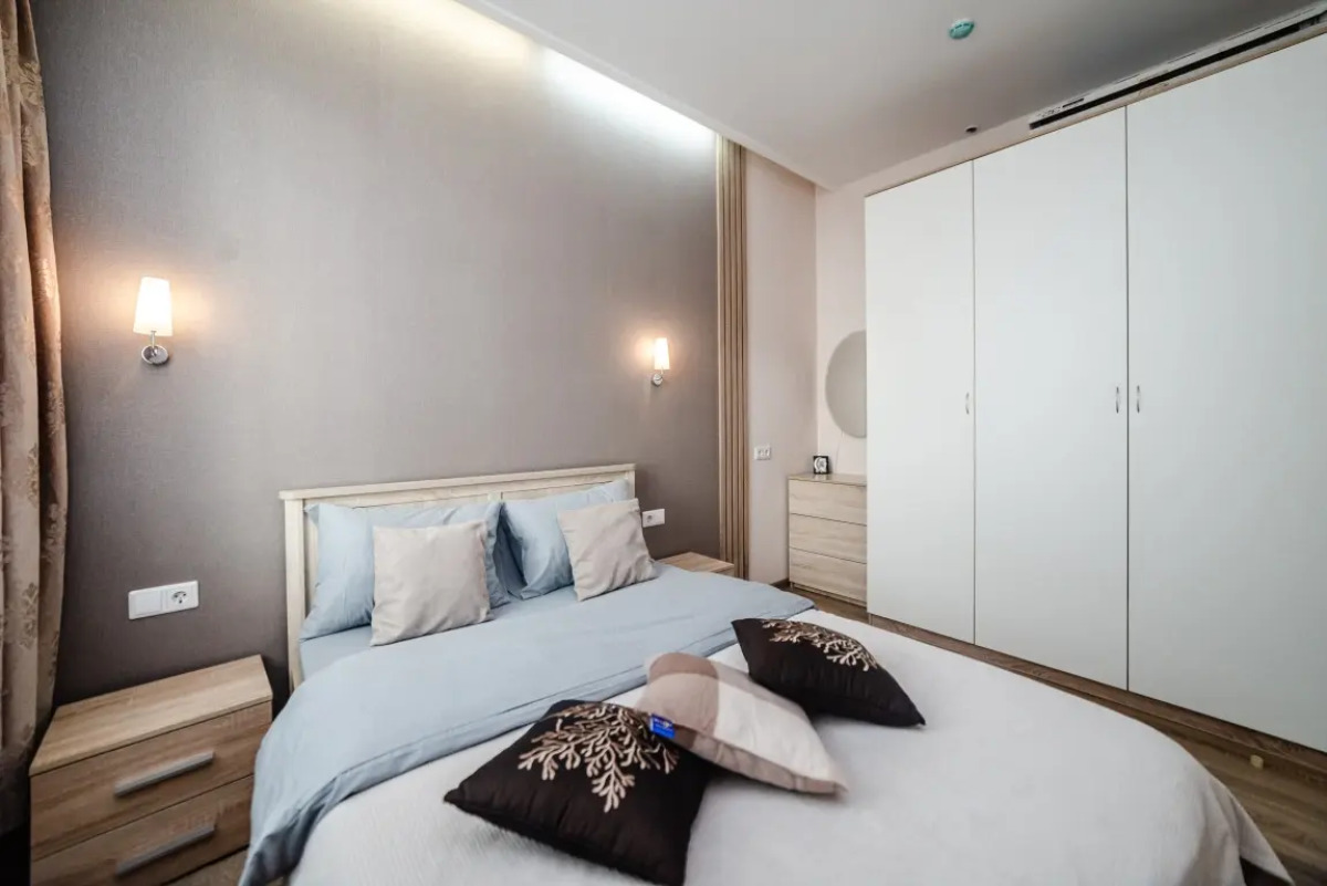 Апартаменты LikeHome Life - Калужская Букинист