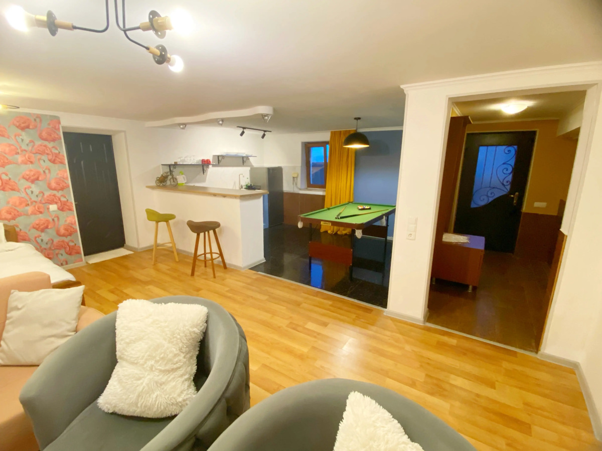 Отель Orange Kutaisi