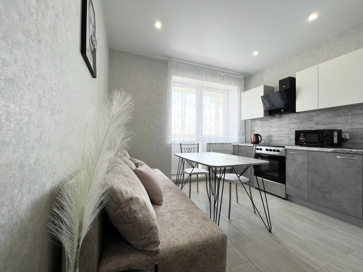 Апартаменты Квартира на Пухова