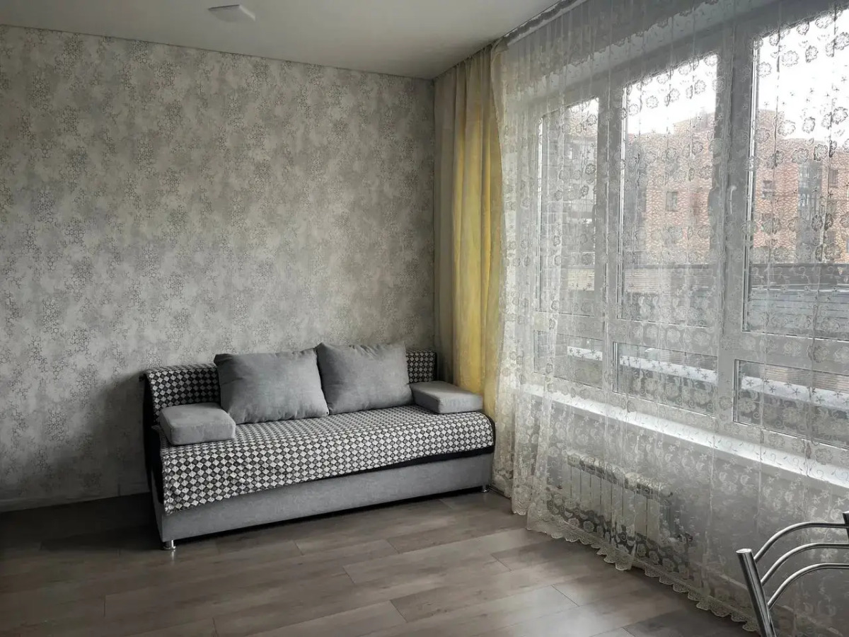 Квартира Комфортная студия на Комарова