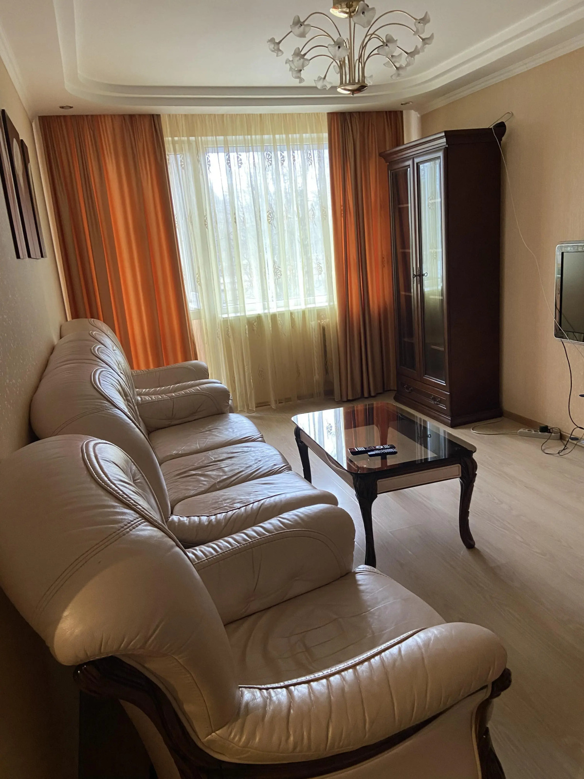 Апартаменты На Старопрегольской Набережной 16