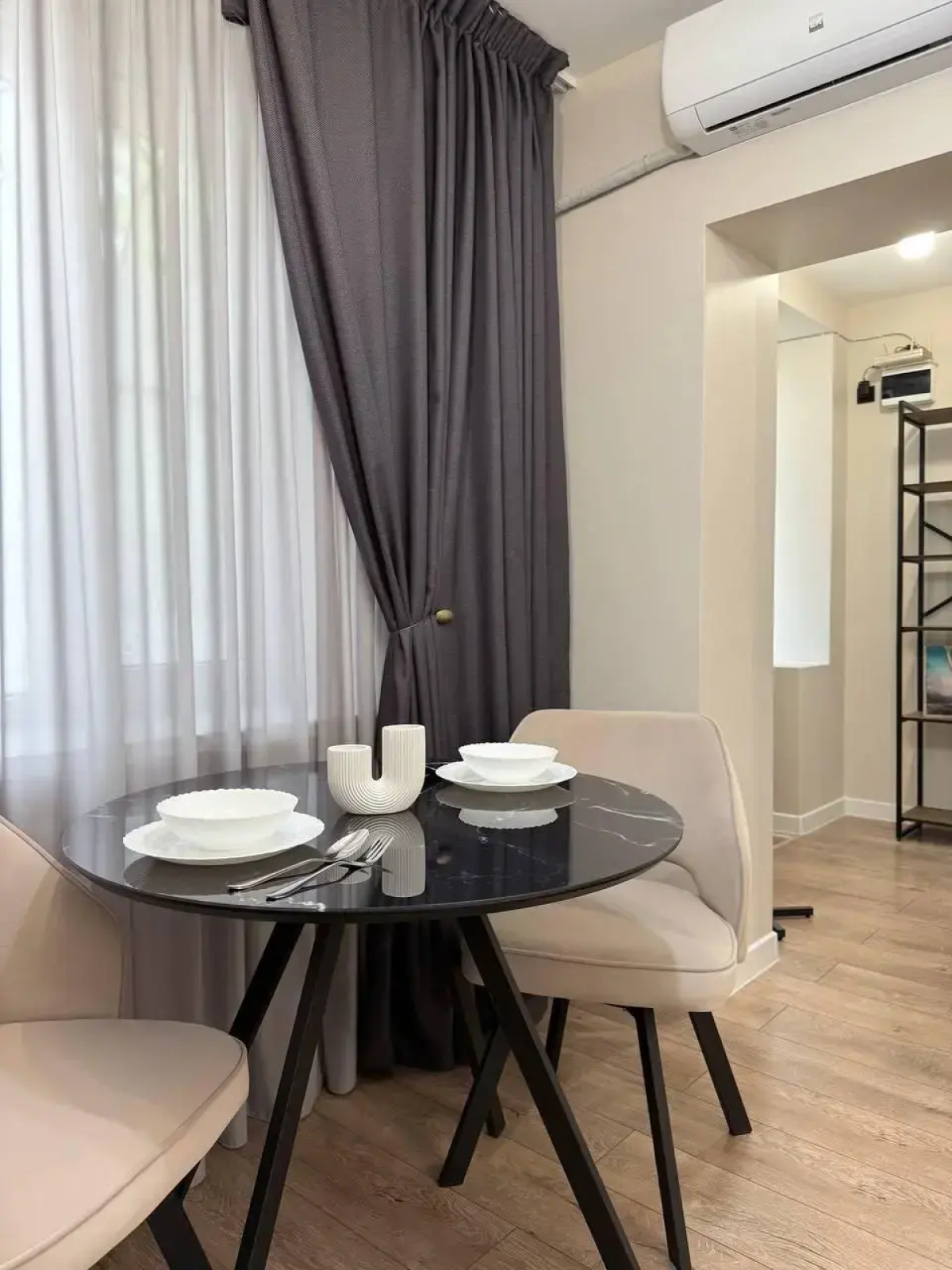 Современная студия в центре Апартаменты