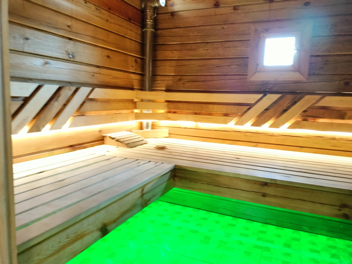 Частный дом Побег из Квартиры