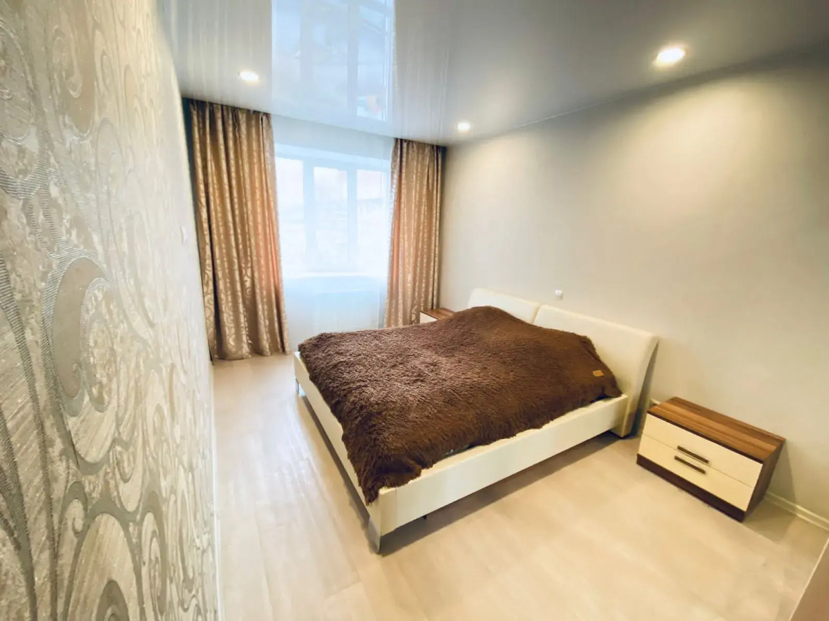 Апартаменты 3х комнатная квартира возле метро