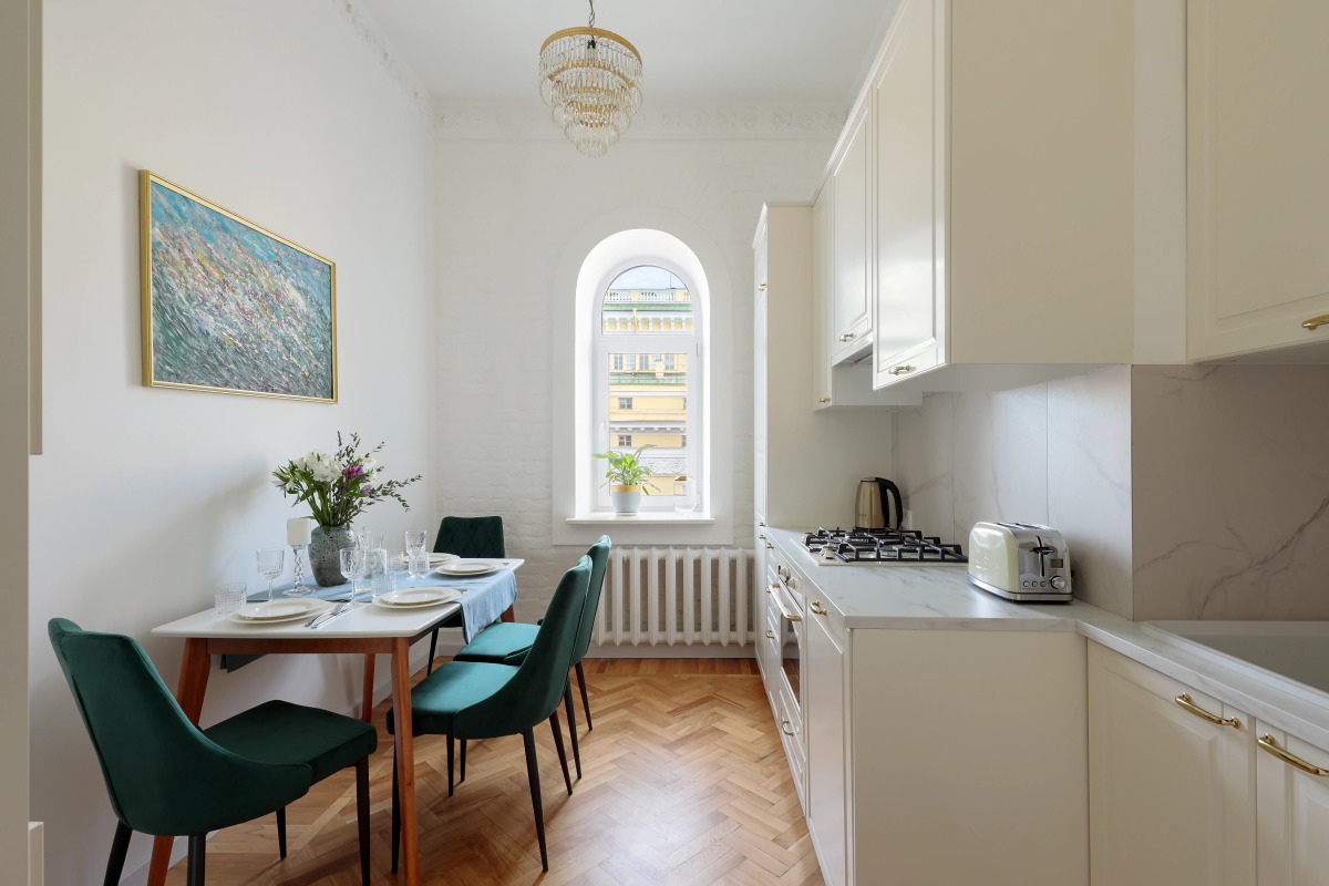 Апартаменты Minin Apartments с видом на Александринский Театр 130 кв.м.