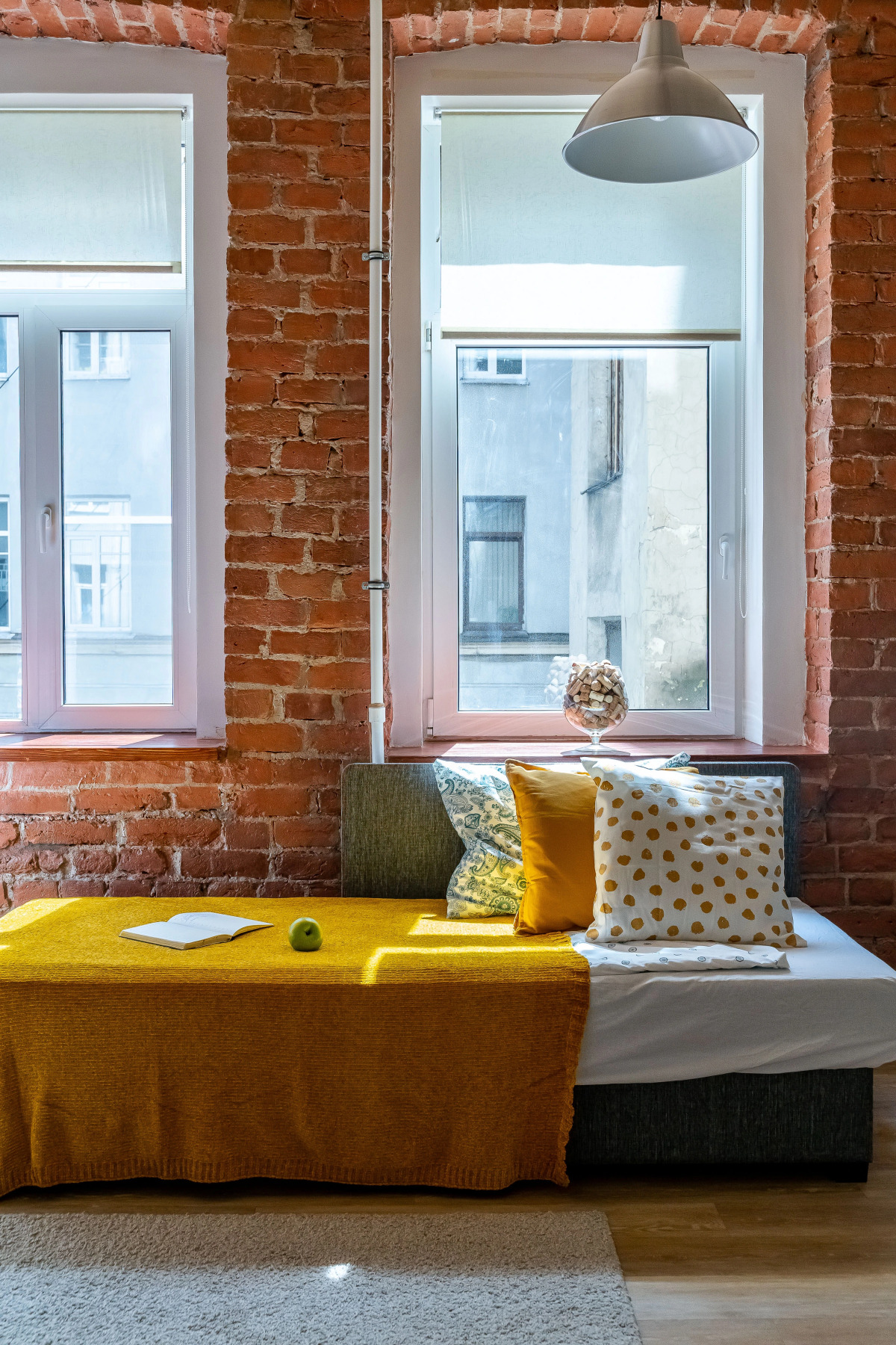 Апартаменты SutkiLive в Центре у метро Садовая