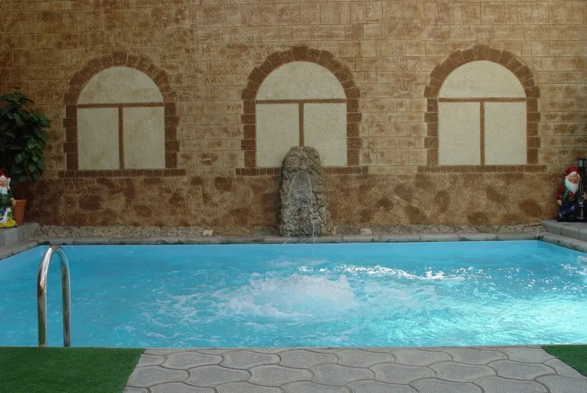 Отель Максимус