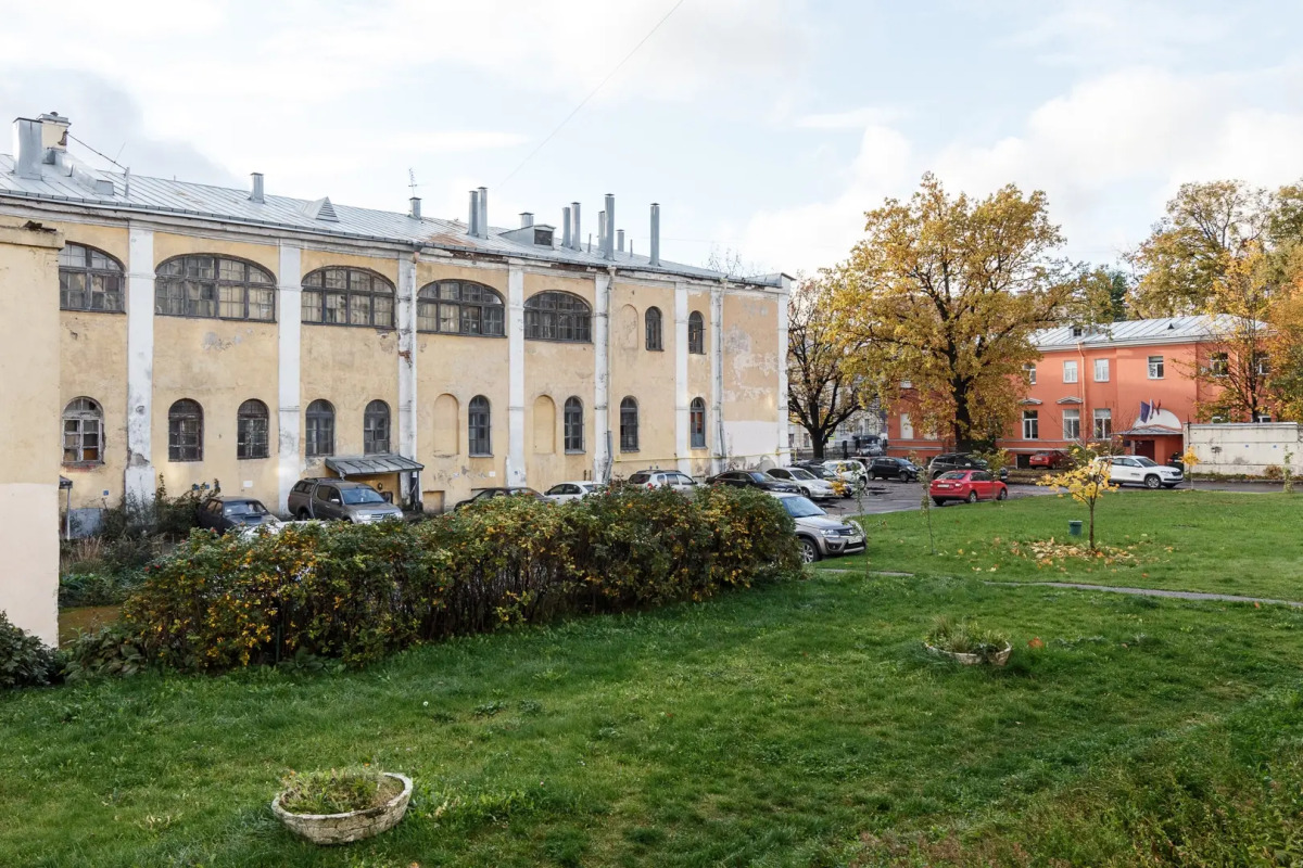 Апартаменты  1912 у Ростральных колонн