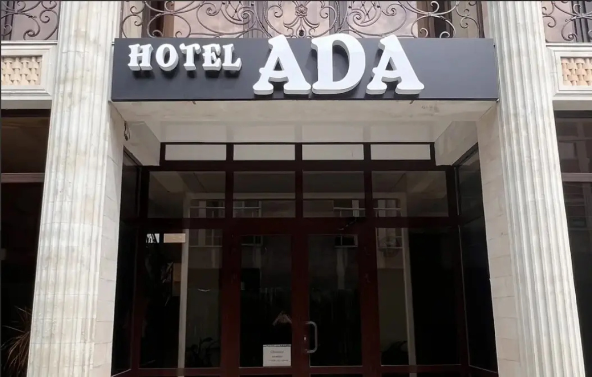 Отель Ada