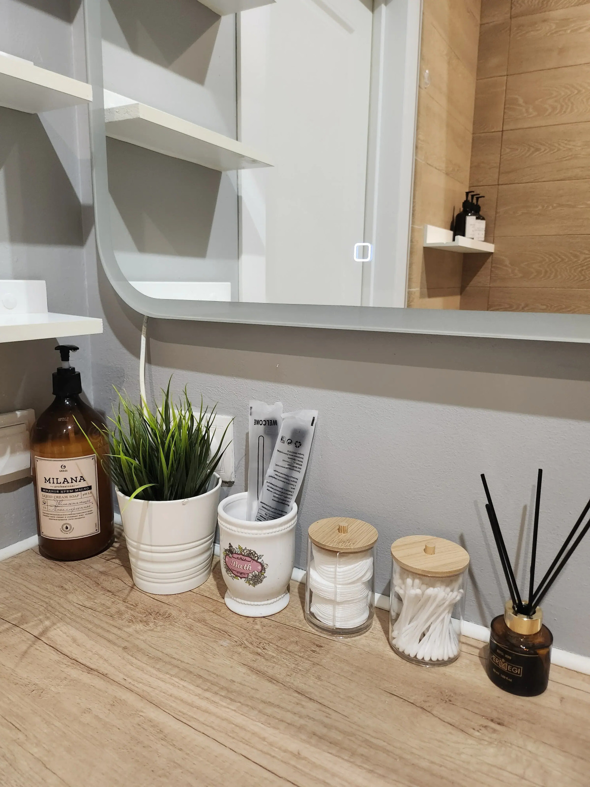 Квартира с видом на закат Родионова, 19