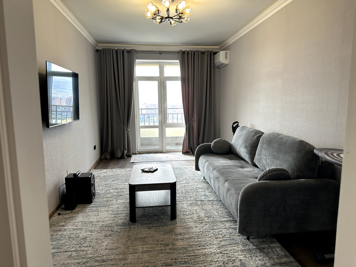 Аппартаменты "Эленика" двухкомнатная квартира в Махачкале с видом на озеро и мечеть