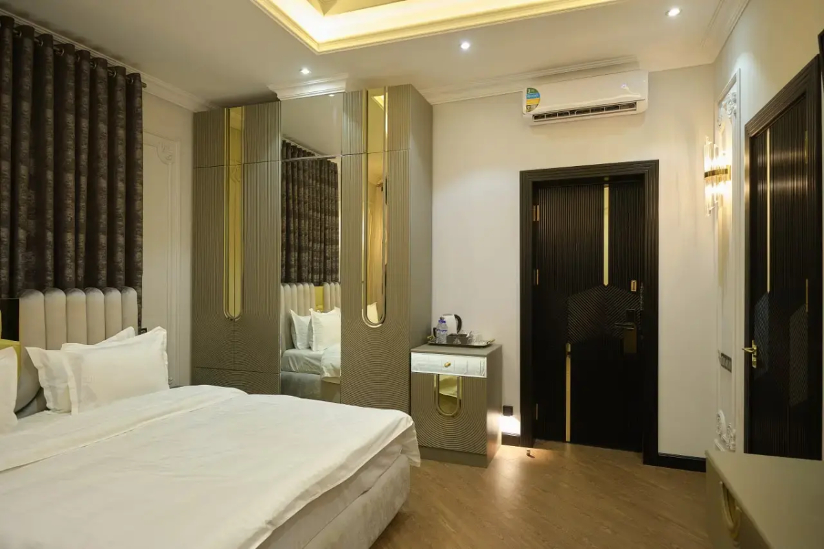 Бутик-Отель East Star Hotel