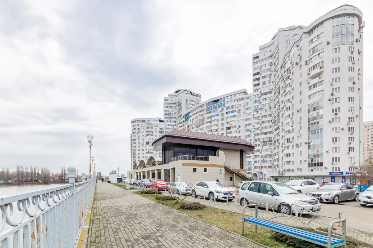 Апартаменты ApartGroup на Кубанской набережной31/1