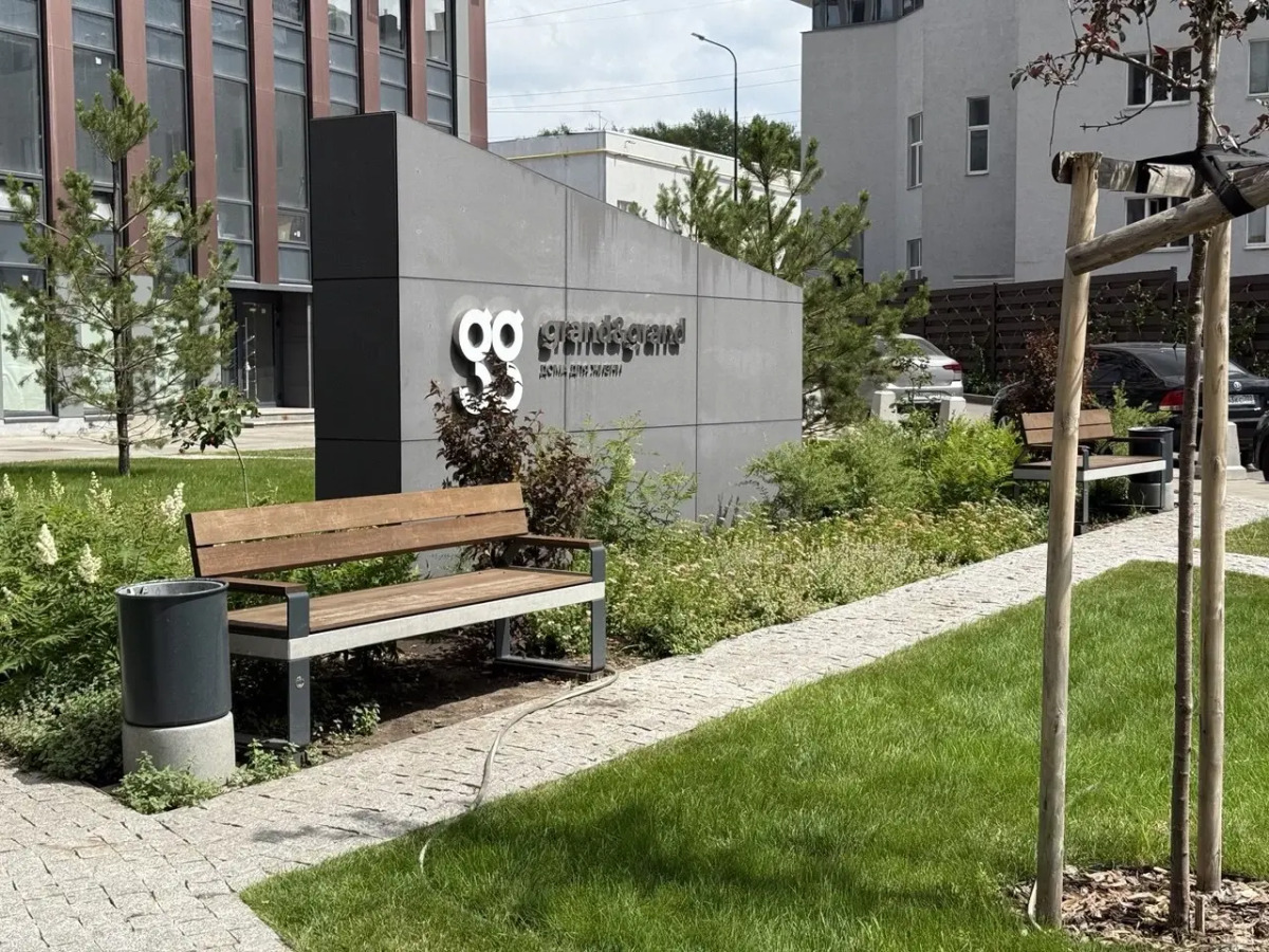 Квартира уютная студия с балконом в шаге от Тинькофф холл