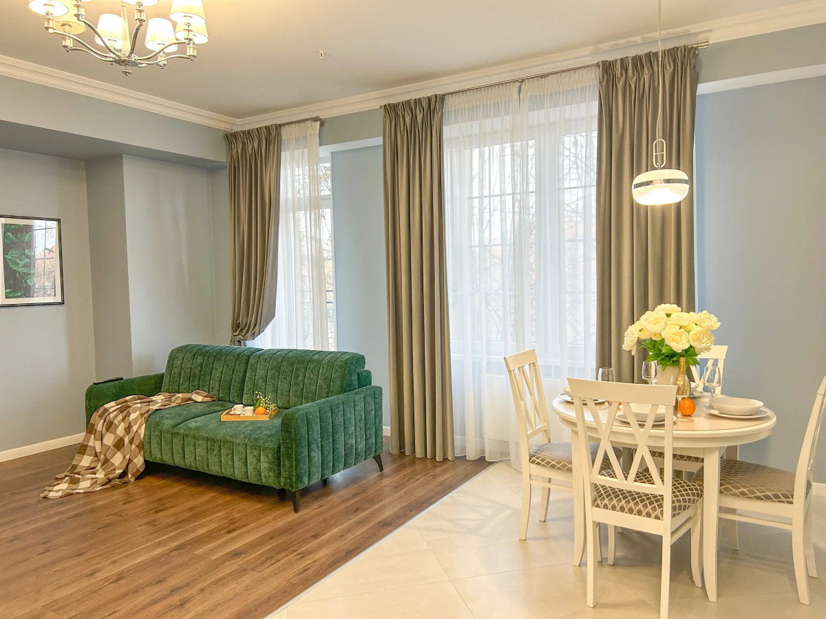 Апартаменты Sun City Apartments Shtolz 28 с Двумя Спальнями в Центре Города