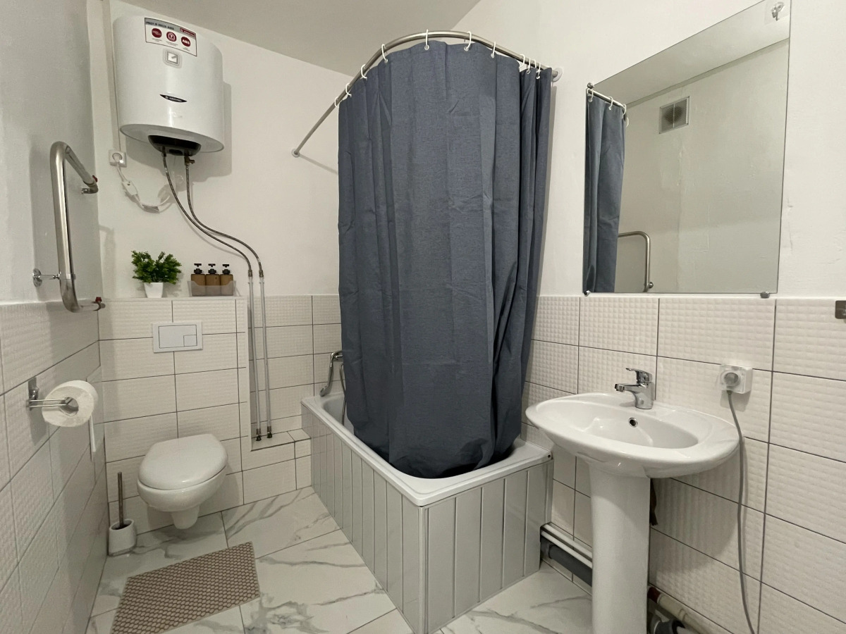 Апартаменты Просторная 1 комнатная квартира