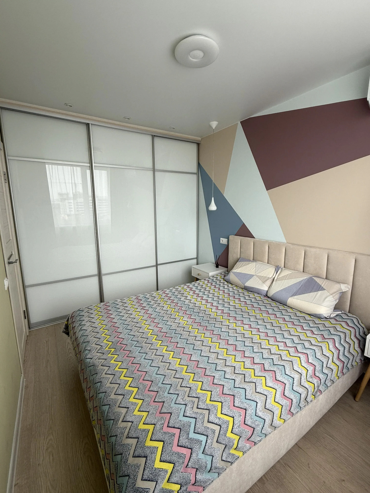 Квартира уютная напротив Театра оперы и балета