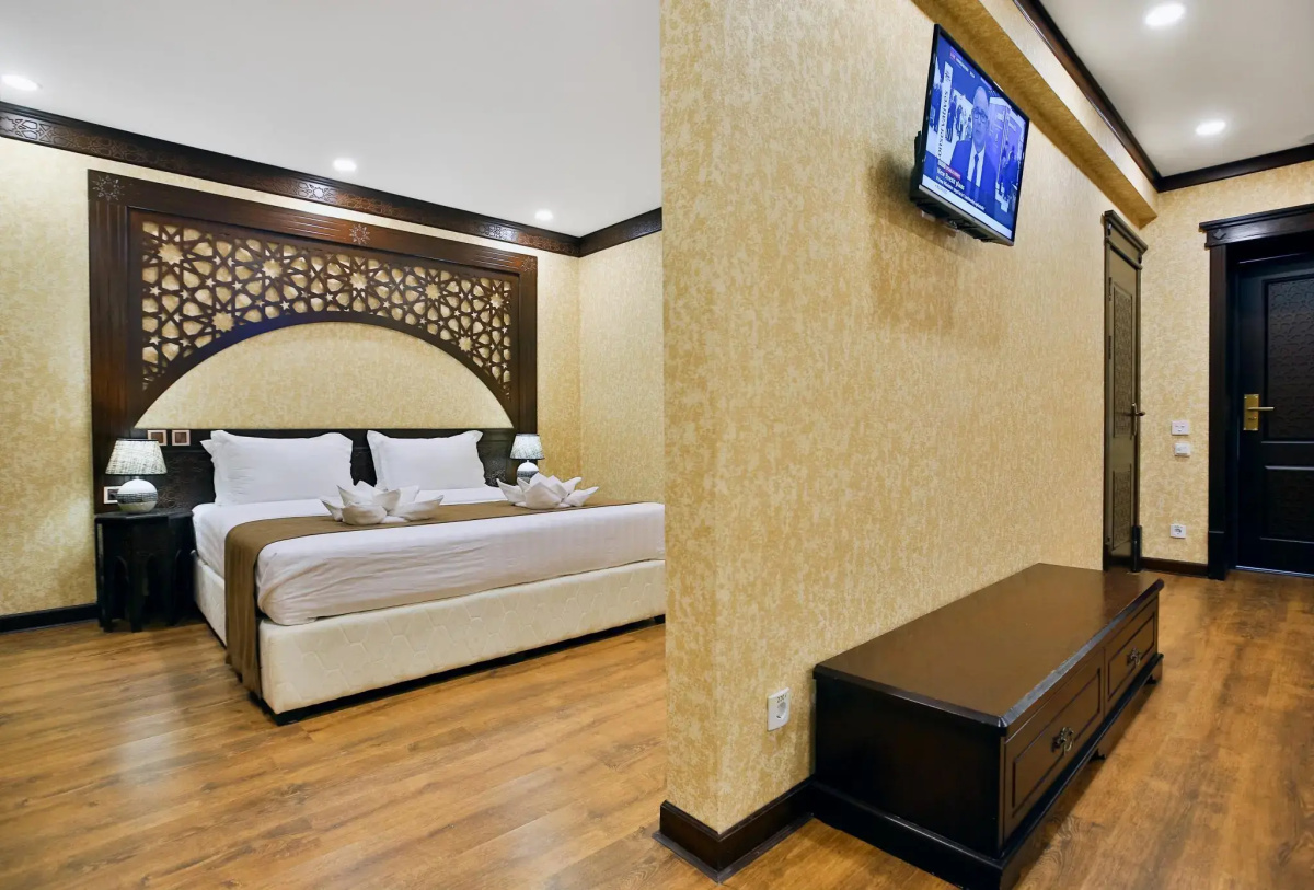 Отель Orient Star Varahsha
